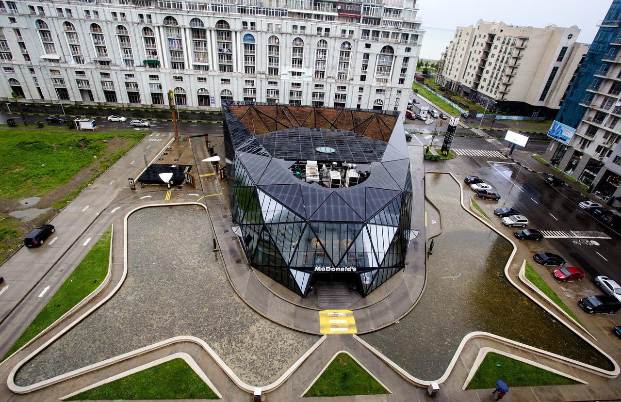 5 Rooms Batumi Exterior foto